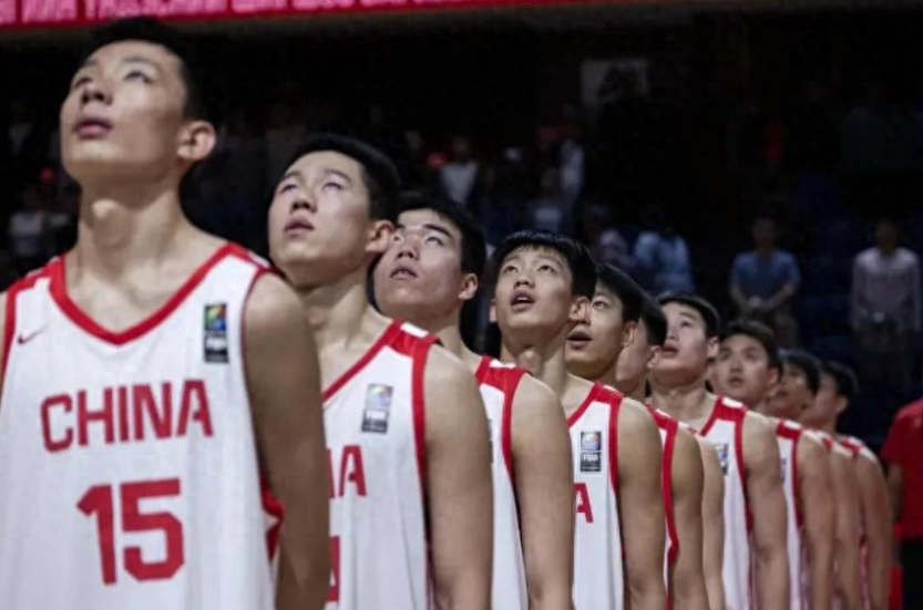 103-45大胜！中国队开门红，击败东道主，12人全登场+5人得分上双